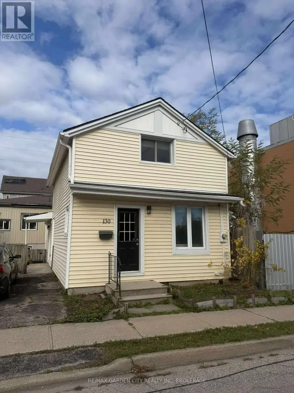 1 - 130 St Paul Crescent E, St. Catharines (Western Hill)